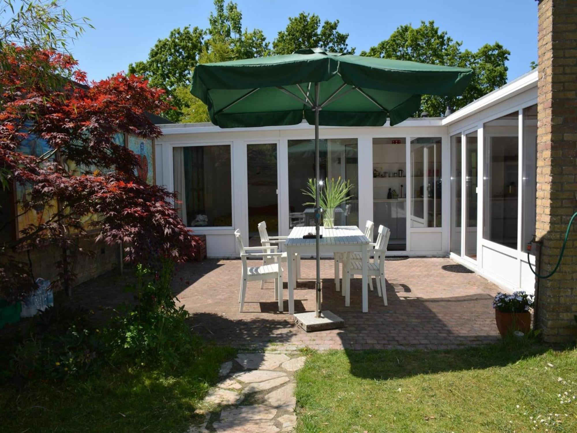 Stylish Bungalow With A Large Garden Sint Maartensvlotbrug Zewnętrze zdjęcie