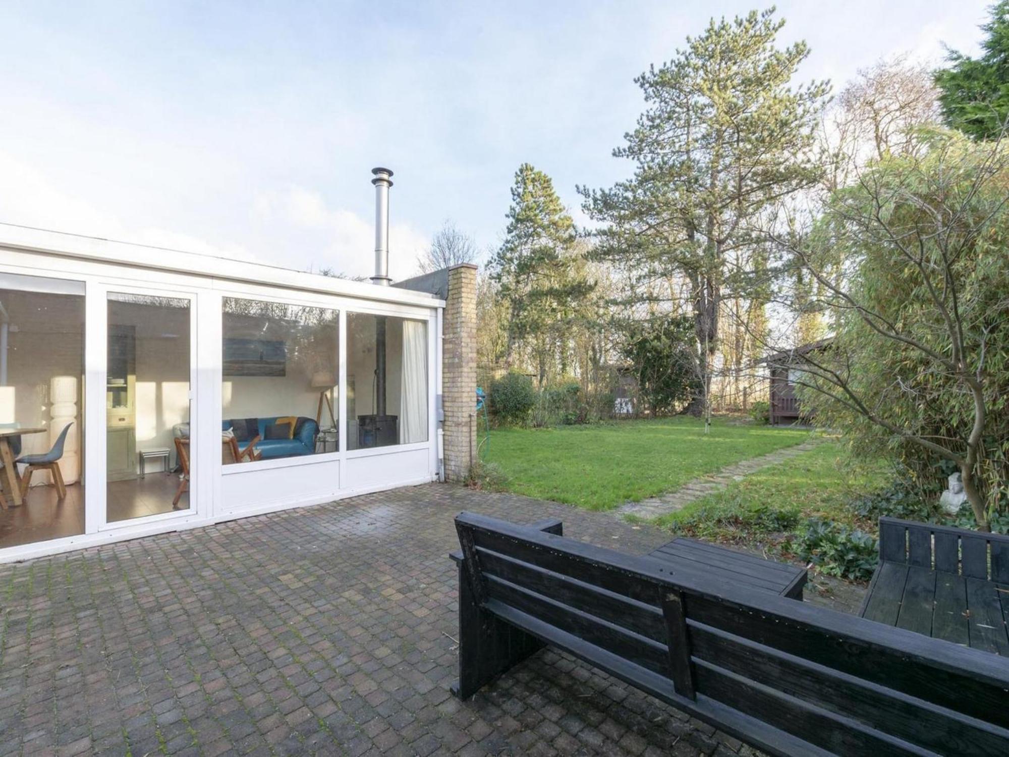 Stylish Bungalow With A Large Garden Sint Maartensvlotbrug Zewnętrze zdjęcie