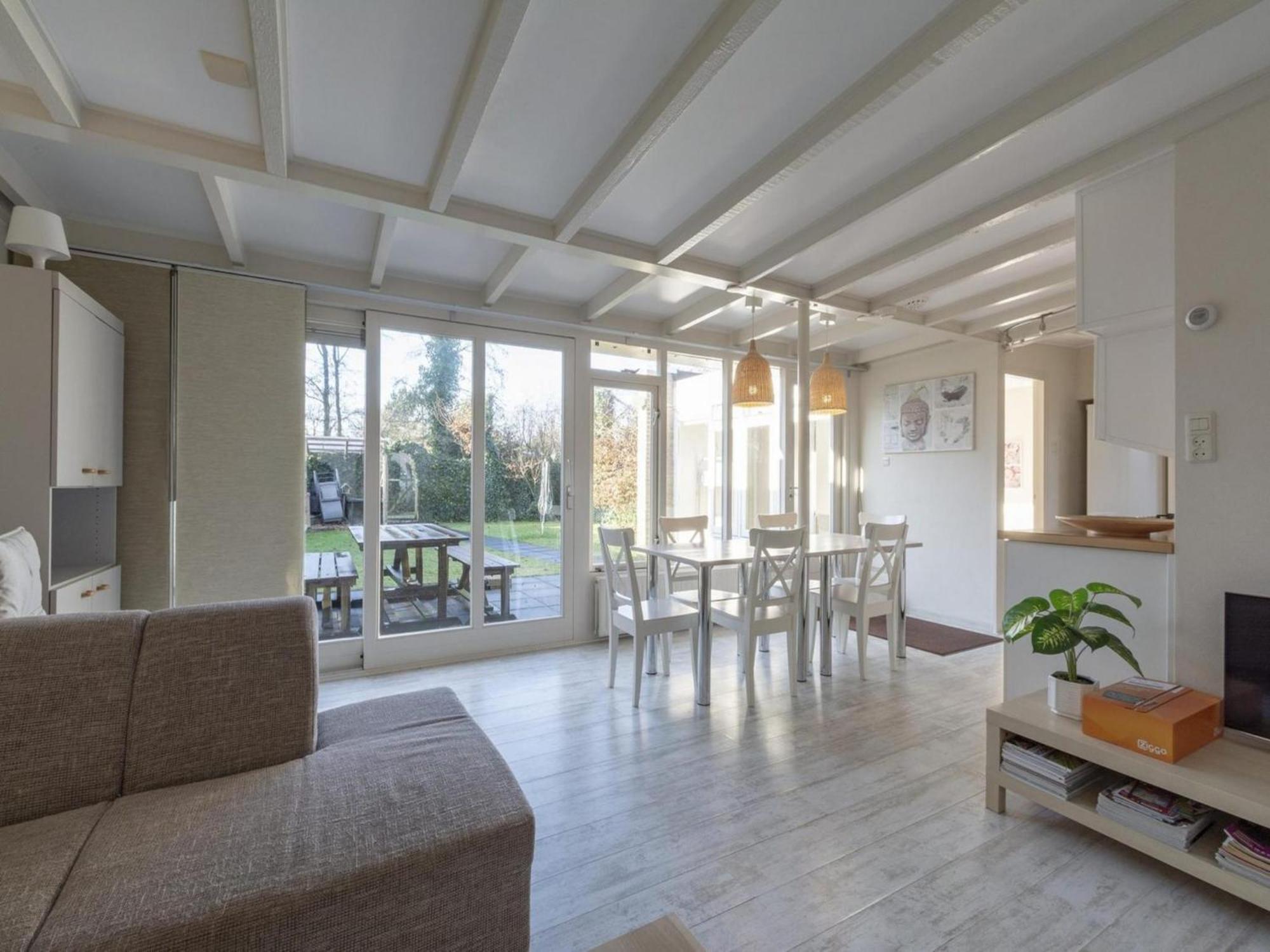 Stylish Bungalow With A Large Garden Sint Maartensvlotbrug Zewnętrze zdjęcie